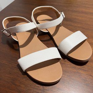 Lane Bryant 10W White Snake Skin Textured Sandal